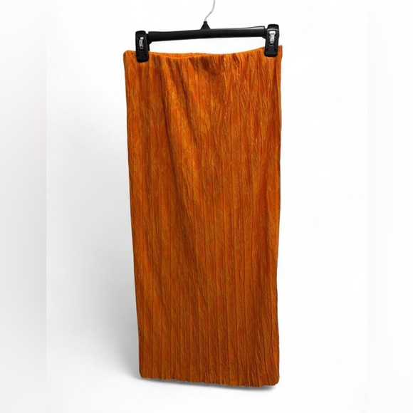 Zara Midi Skirt Orange,‎ Size Medium - Picture 1 of 4